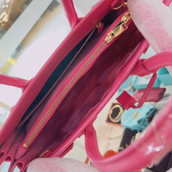 YSL Small Hot Pink Calfskin Leather Sac Du Jour - Picture 6 of 7